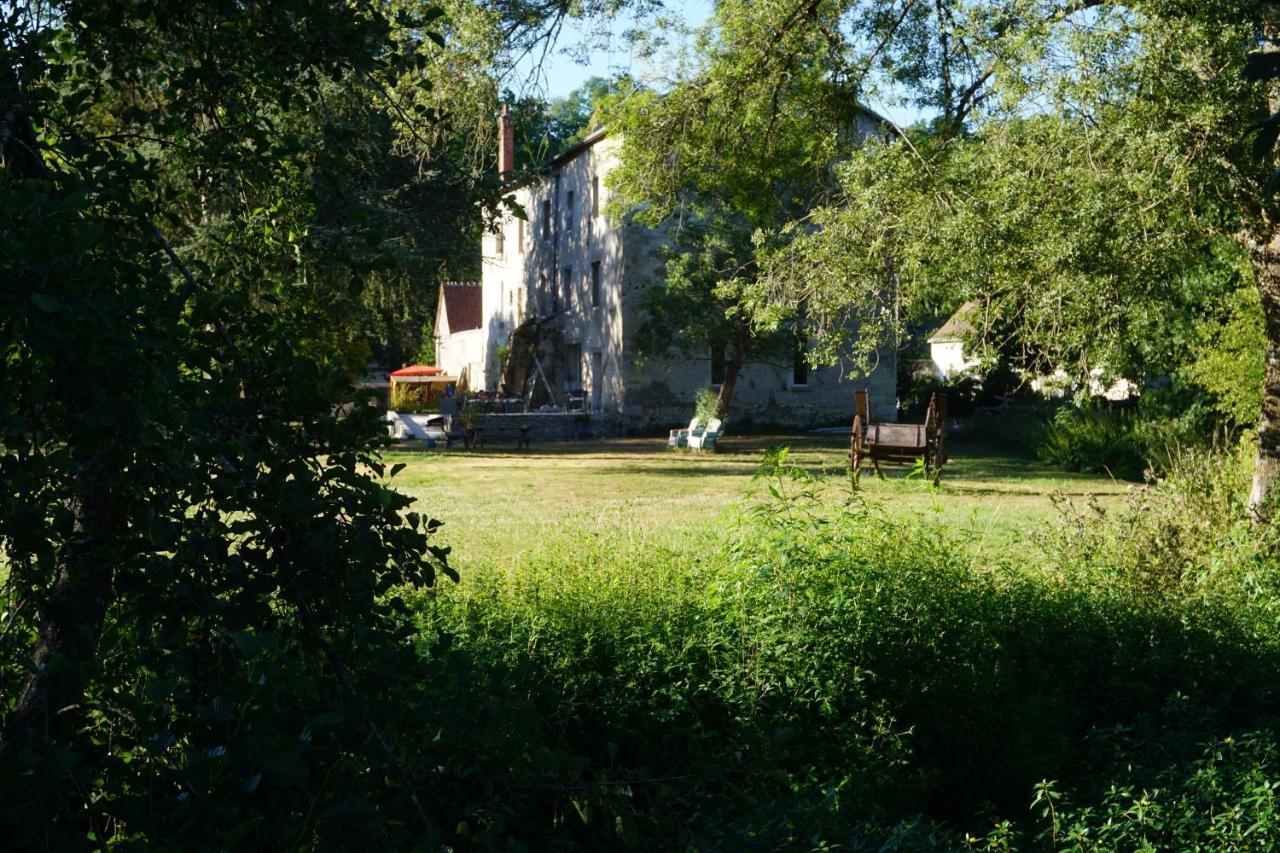 Le Moulin De Moquesouris - Chambres D'Hotes Et Table D'Hote Nazelles-Negron 외부 사진